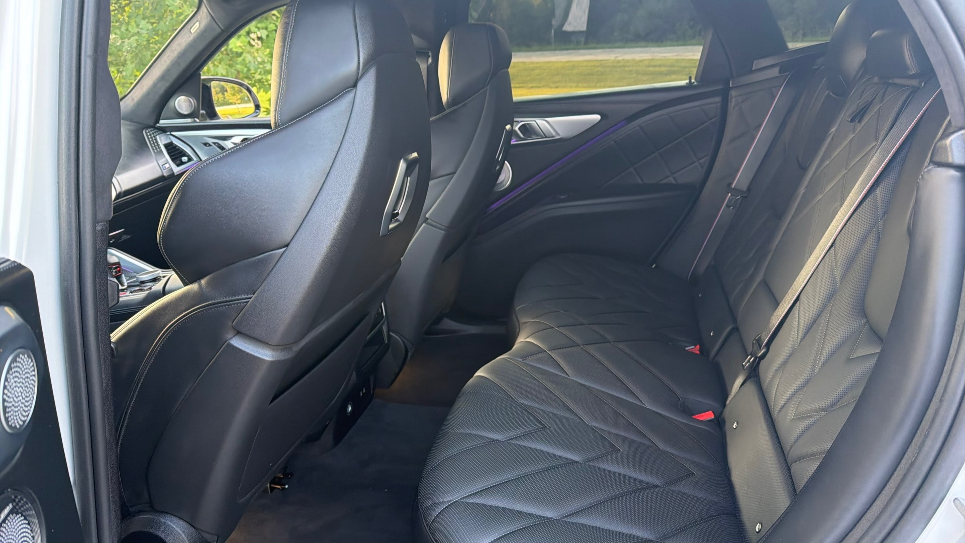 BMW XM photo 6