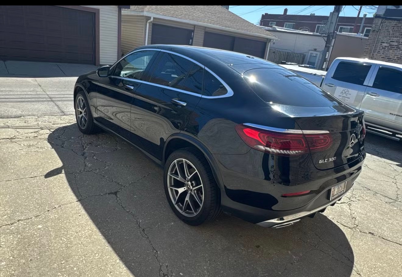Mercedes-Benz GLC 300 Coupe photo 2