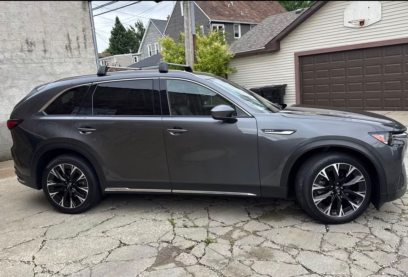 Mazda CX-90 PHEV photo 2
