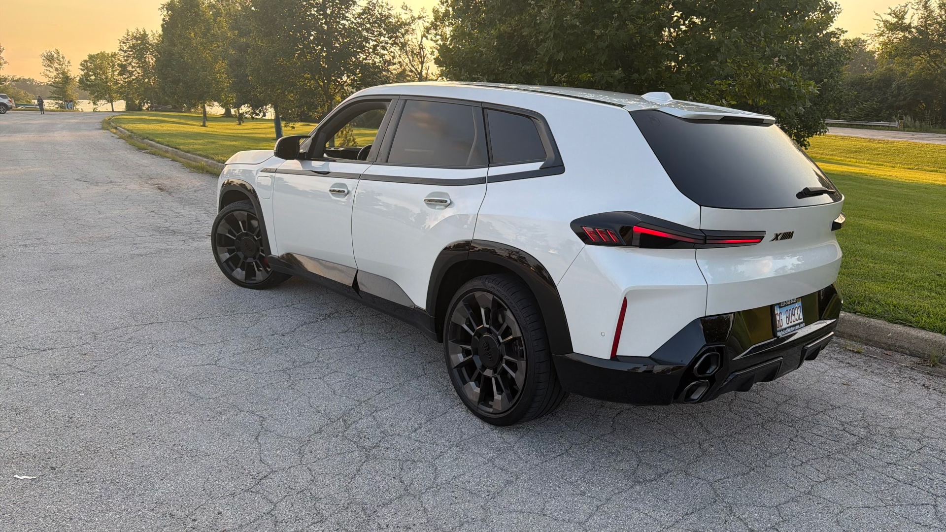 BMW XM photo 4